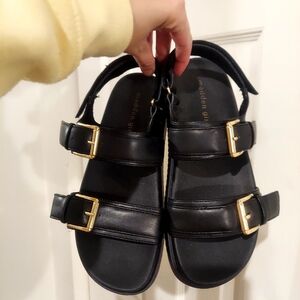 New Steve Madden Sandals